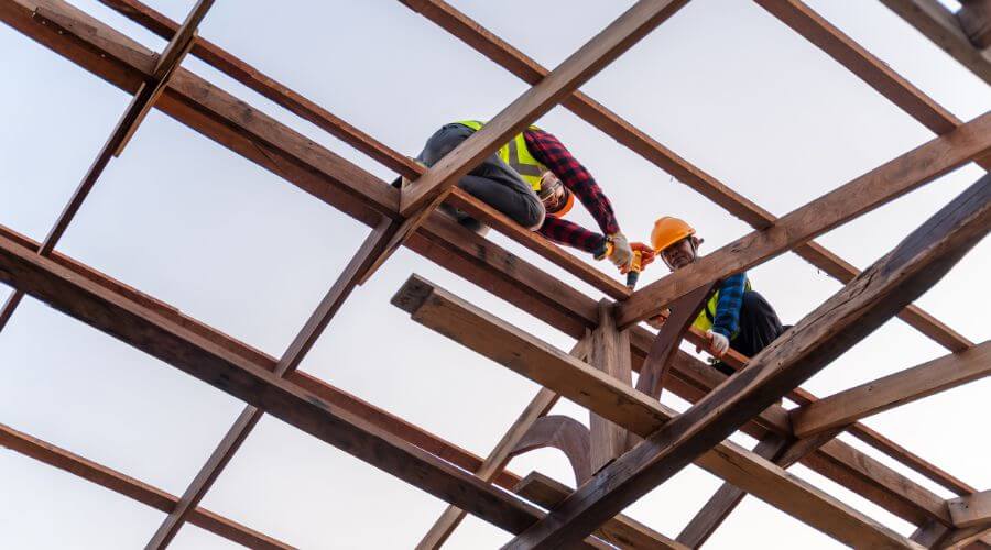 Professional gutter cleaning services in Rock Island, TX